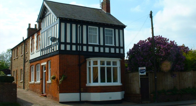 The Bird in Hand Public House, Raunds Image 1